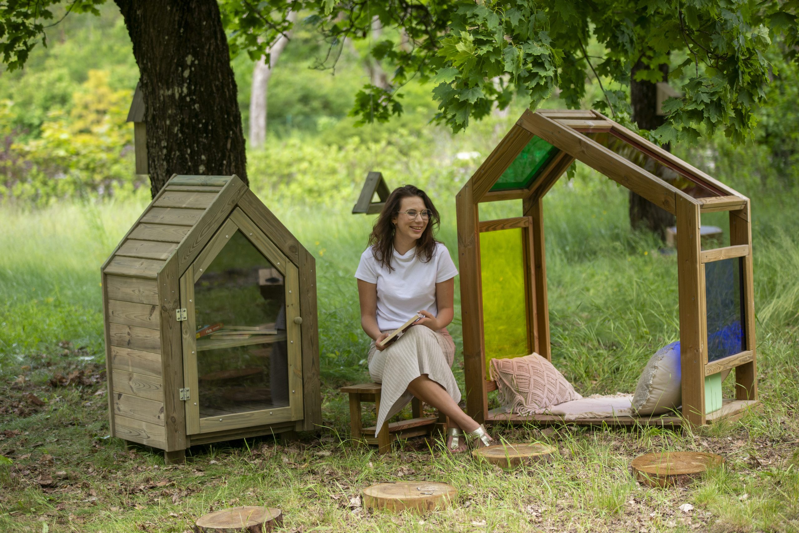 strefa wspólnego czytania na placu zabaw