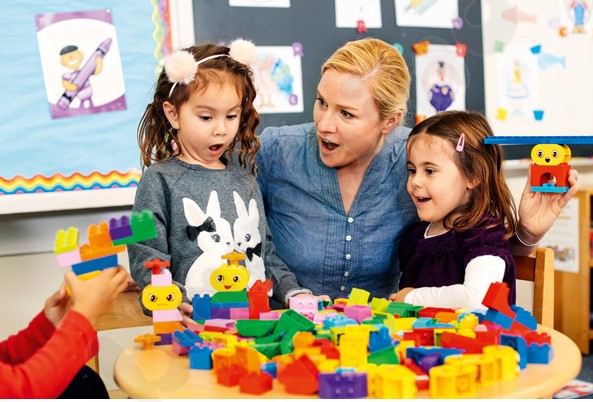 Jak wspierać rozwój emocjonalny dziecka w wieku przedszkolnym z wykorzystaniem klocków edukacyjnych LEGO DUPLO Zbuduj Emocje?